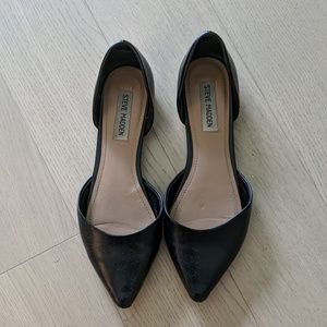 Steve Madden Black Flats